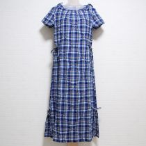 ブルー系チェックタック入りワンピース