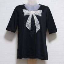 黒レースリボン使いカットソー