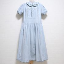 ブルーグレーロゴ刺繍ワンピース