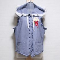 ブルーフード付きマーガレット刺繍ベスト