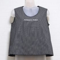 黒ドットロゴ刺繍ブラウス