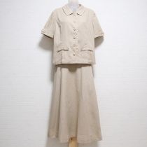 ベージュ麻ブレンドリボン付きスーツ【M】