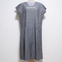 グレーロゴシャンブレーワンピース