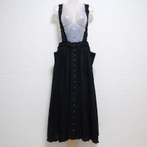 黒フリルローン吊りスカート