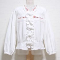 白フォークロア風刺繍リボンブラウス