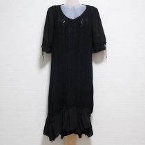 黒ニット異素材フリルワンピース