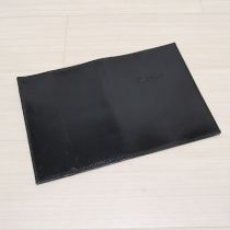 黒ロゴ入りレザー手帳カバー