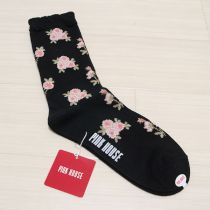 黒薔薇柄ソックス