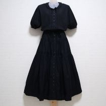 黒ピンタックワンピース