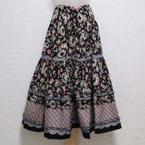 黒系小花柄パッチワークスカート&ストール