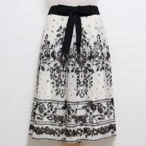 生成花柄シフォンスカート