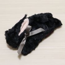 黒飛びうさぎコサージュ