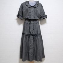 黒リボン使いドットワンピース