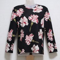 黒カーネーション長Tシャツ