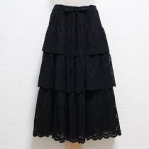 黒フラワーレース段々スカート