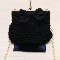 黒ポリピコフリルポシェット