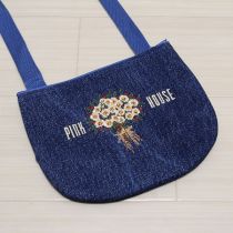 野薔薇ブーケ刺繍ポシェット
