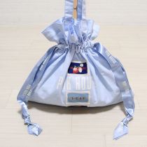 水色苺ワッペン巾着バッグ