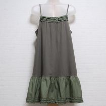 カーキピコフリル使いカットソーキャミチュニック
