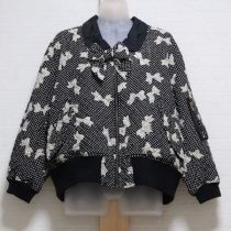 黒リボンプリントポリブルゾン