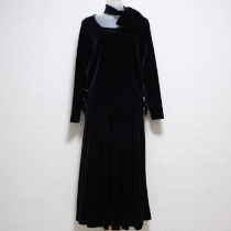紺×黒リボンサッシュ付きカットソーセットアップ