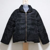 黒刺繍入りオーガンジーダウンジャケット
