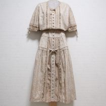 ベージュ系花柄パッチワークワンピース