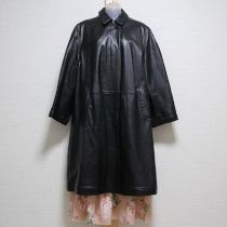 黒裏一輪薔薇牛革コート&ピンク一輪薔薇スカート