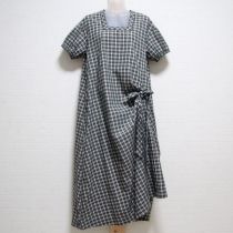 グリーンオリチェワンピース