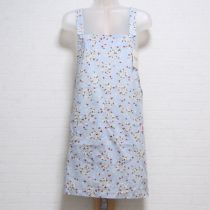 水色苺リースエプロン