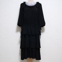 黒スパンコール使いカットソー上下