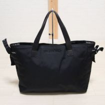 黒ロゴ入りリボンナイロントートバッグ
