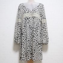 グレー系花柄チュールレースワンピース