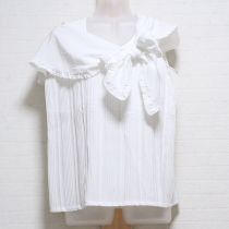 白ピンタックスカーフ付きブラウス