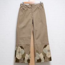 ベージュ花パッチパンツ【M】