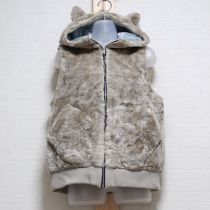 グレー系猫耳ファーベスト