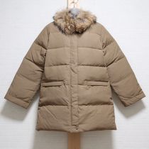 ベージュ系ファー付きダウンコート