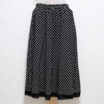 黒シフォン使いレイヤー風ドットスカート