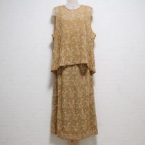 【ゆったり】ベージュ系シルクシフォン花刺繍ブラウス&スカート