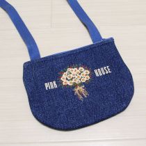紺デニム野薔薇ブーケ刺繍ポシェット