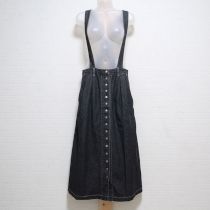 黒デニム吊スカート