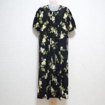 黒薔薇プリントポリワンピース