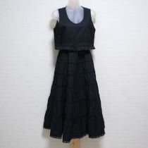 黒レース使いノースリワンピース