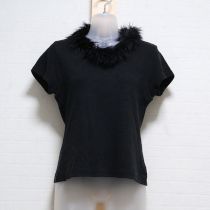 黒羽毛使いカットソー