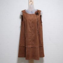 ベージュフェイクスウェードチュニックコサージュ付き【3(M)】