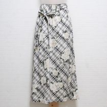 白×黒チェックくちなしカットソースカート