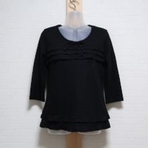 黒フリル使いウールブレンドカットソー【9号】
