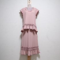 ピンクフリル使いポリカットソー上下