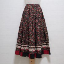 墨黒ロココ調小花裾パッチスカート