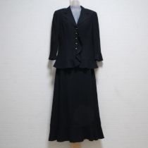 黒シルク混ツイードフリルスーツ【S】